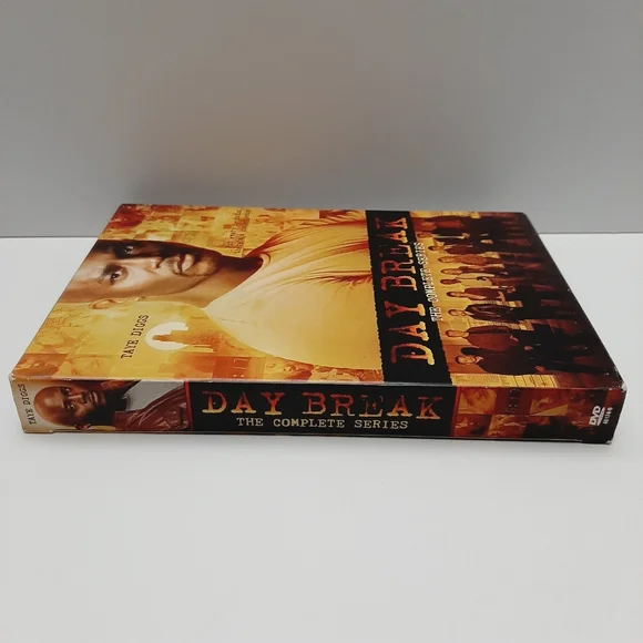 🍒 Daybreak: The Complete Series - Box Set - DVD TV Series - Picture 3 of 11